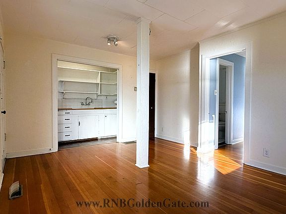 3rd image of 132 Bella Vista Ave #B