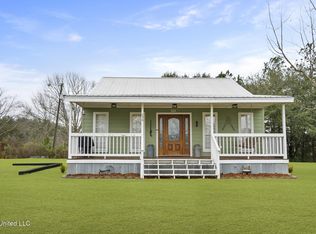 138 Mechanic Aly, Lucedale, MS 39452