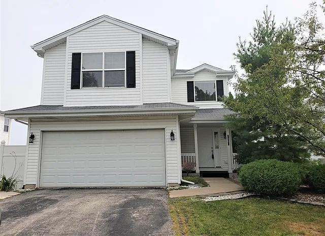 4 bed, 2.5 bath, 2245 sqft, $3,380 — Photo 1