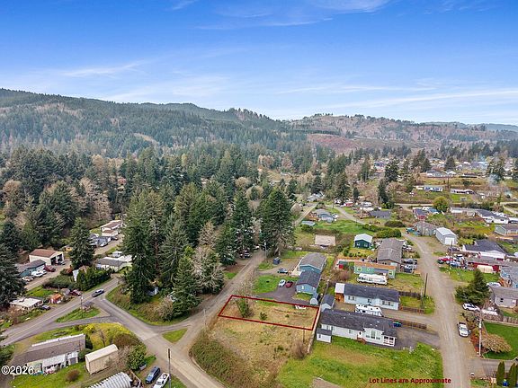 3rd image of 421 N Vista Ter