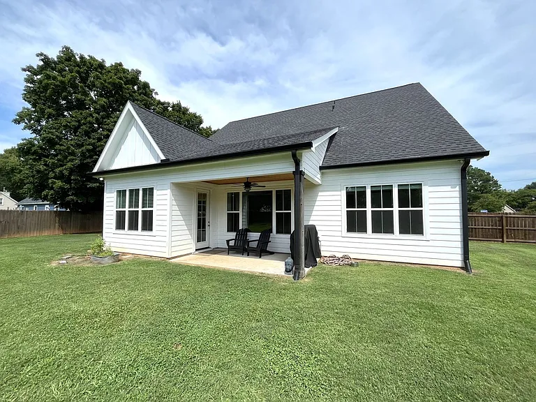 4140 Azalea Ct — Photo 26