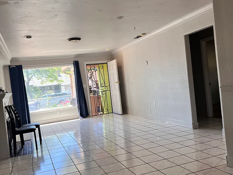 4641 Lemon Hill Ave — Photo 5
