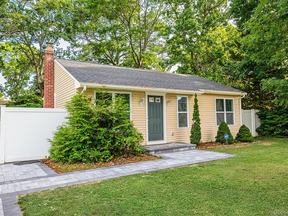 1st image of 64 Arpage Drive E