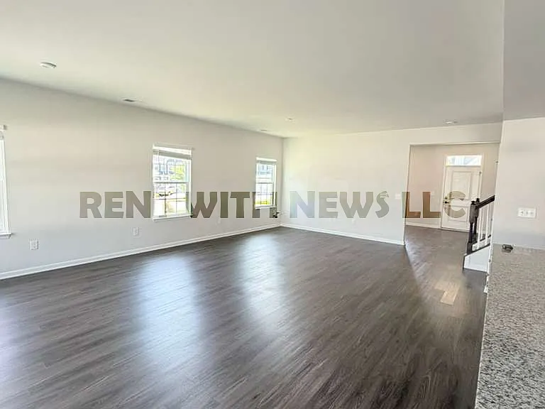 126 Misty Pike Dr — Photo 8