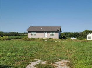 6695 NW State Route P, Hamilton, MO 64644