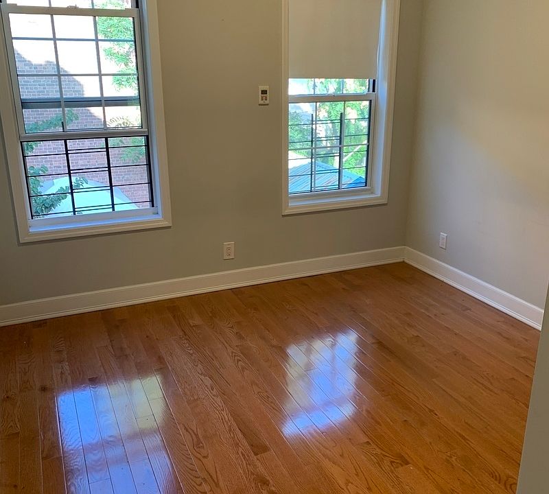 2nd image of 2403 Ditmars Blvd APT 2