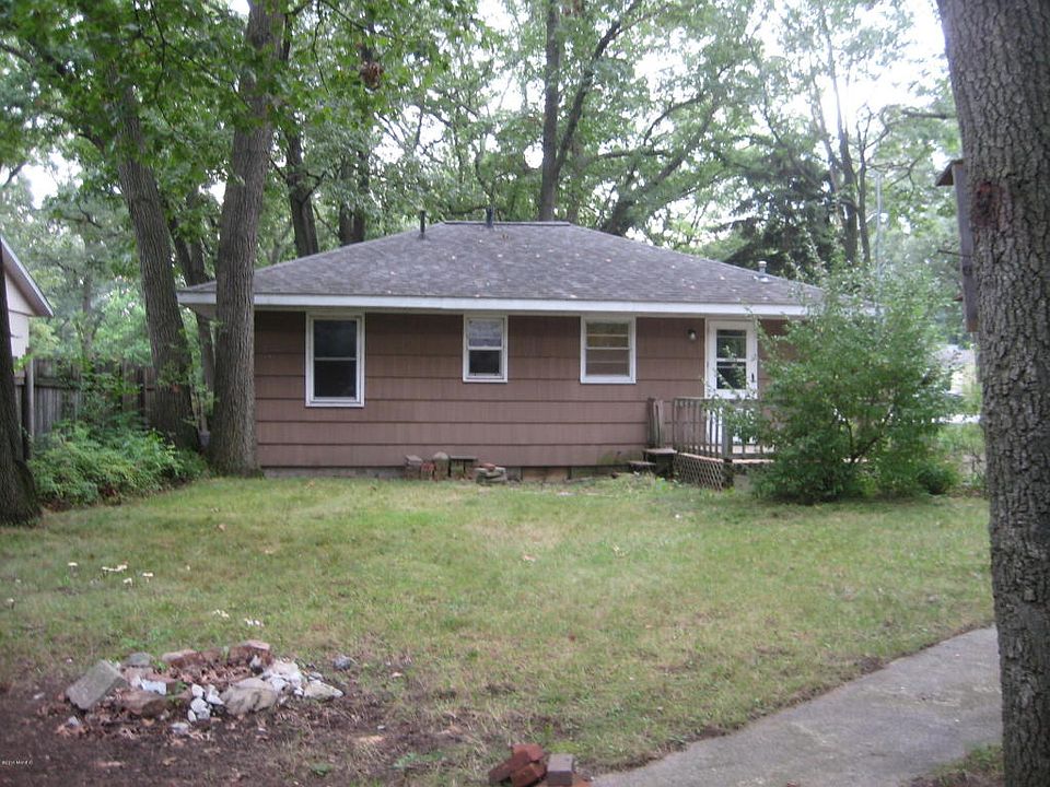 1st image of 1410 Yarmouth Ave