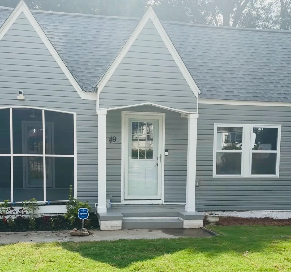 4 bed, 1400 sqft, $1,200 — Photo 1