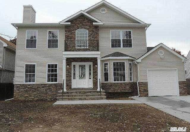 1st image of 2578 Falcon St