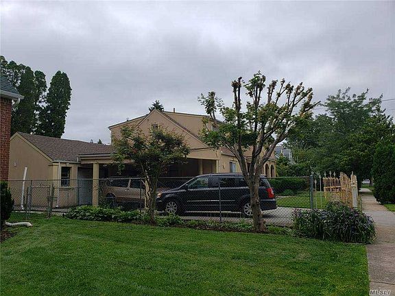 3rd image of 466 Hawthorne Ave
