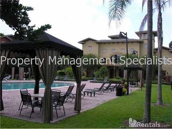 2nd image of 174 Villa Di Este 200 Ter