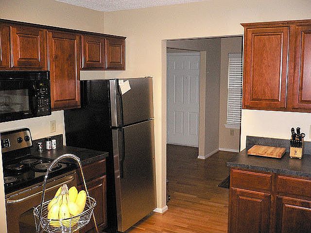 1st image of 101 Westover Ave #105