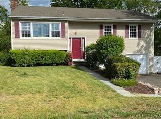 18 Ledge Ter, Stamford, CT 06905