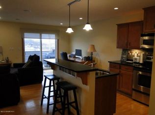 5021 56th St NW, Rochester, MN 55901