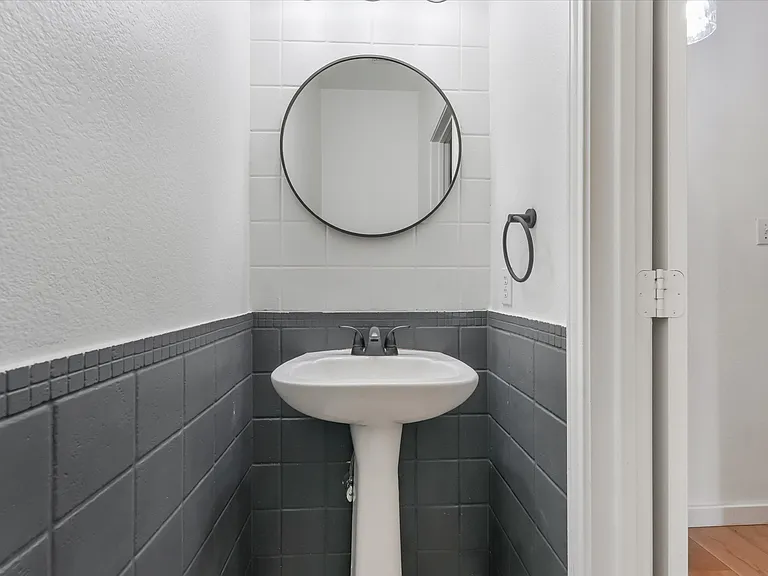 1006 Partridge Dr — Photo 17