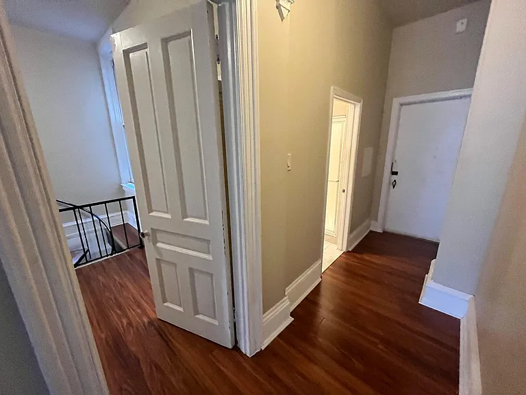 252 S 23rd St #1F — Photo 13