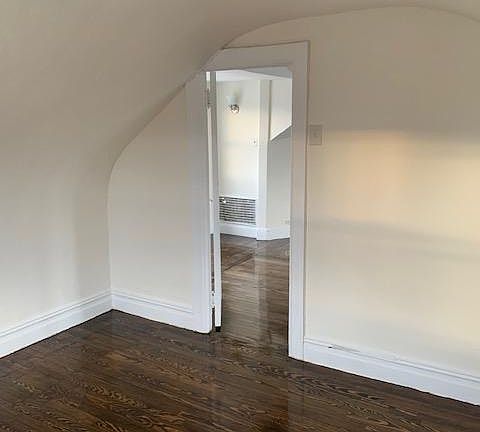 4th image of 2329 Matthews Ave Floor 3