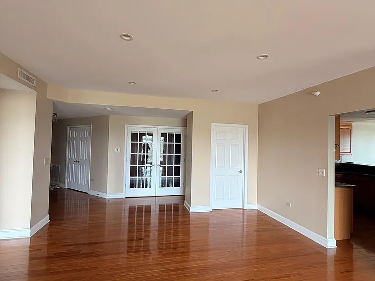 125 N Buffalo Grove Rd #313 — Photo 4