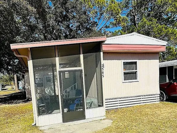 2585 La Linda Dr, New Smyrna Beach, FL 32168