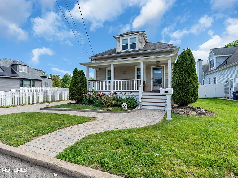 505 Long Branch Ave — Photo 39