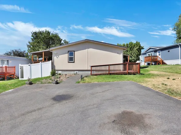 2201 N Craig Rd #237, Spokane, WA 99224