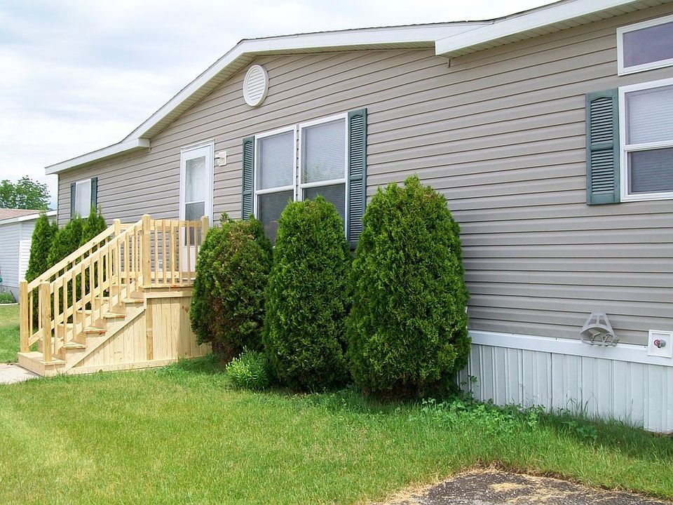 1st image of 9498 River Oak Dr