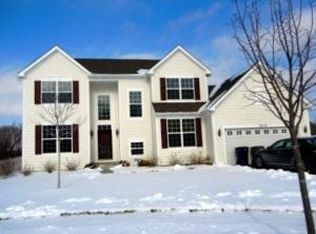 2028 Lucca Ct, Elgin, IL 60123