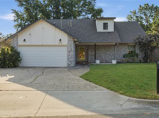2938 W 65th St, Tulsa, OK 74132