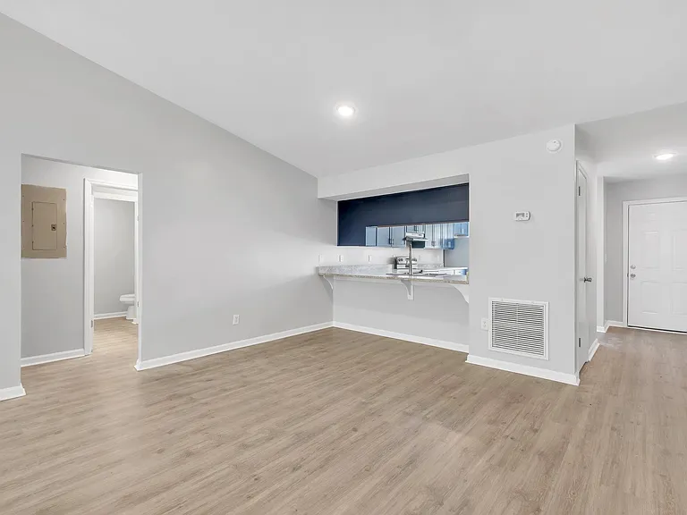 700B Liberty St #B — Photo 7