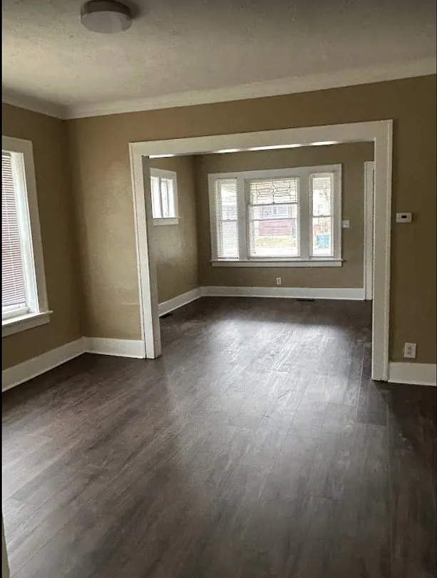 3 bed, 1200 sqft, $1,425 — Photo 1