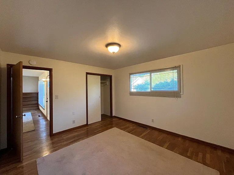 2310 Walnut St — Photo 10