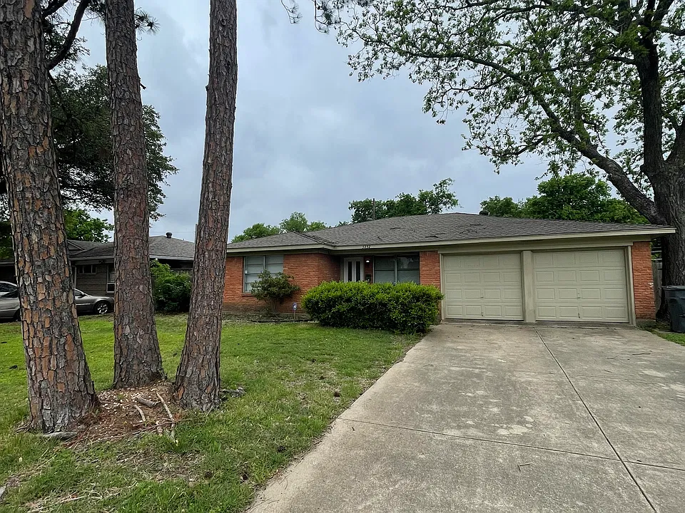 3252 Millmar Dr