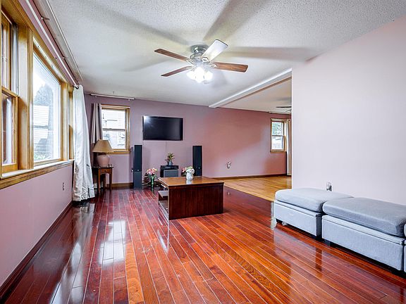 4th image of 21 Clearview Drive