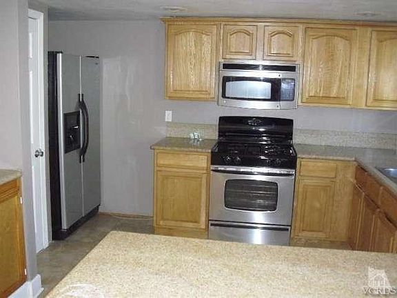 2nd image of 310 Griswold Ave Unit 5