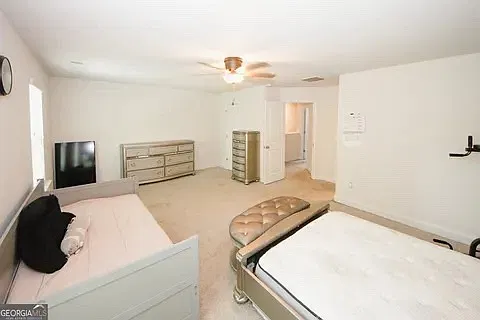 2 bed, 2.5 bath, 1628 sqft, $1,800 — Photo 4