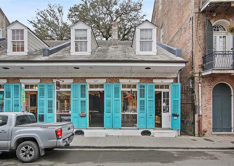 1st image of 835 Royal St