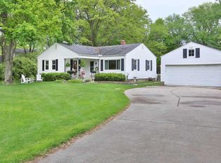 6464 Linworth Rd, Worthington, OH 43085