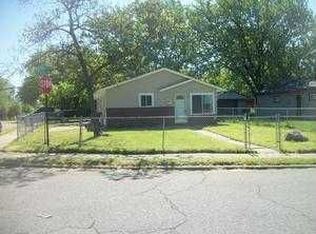 650 Stirling St, Pontiac, MI 48340