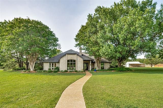 1st image of 1210 Whispering Ln