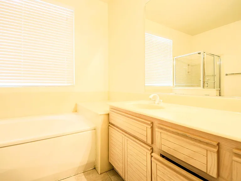 440 Navaro Pl #116 — Photo 23