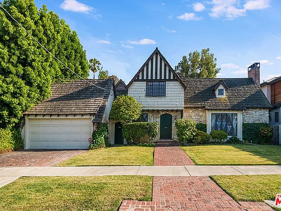 3rd image of 9918 Toluca Lake Ave
