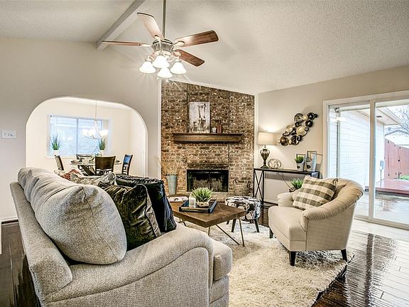 3rd image of 1301 Sheppard Ln