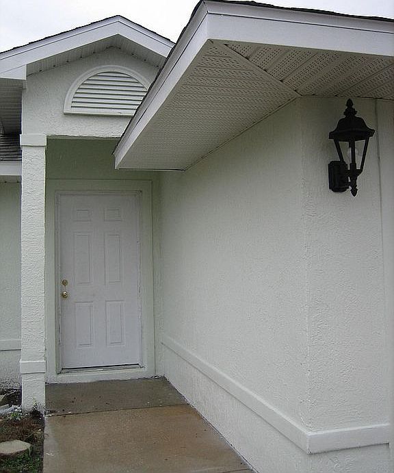 2nd image of 2760 Brierdale Dr