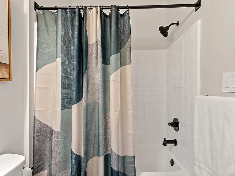 6001 Winterpointe Ln #102 — Photo 33