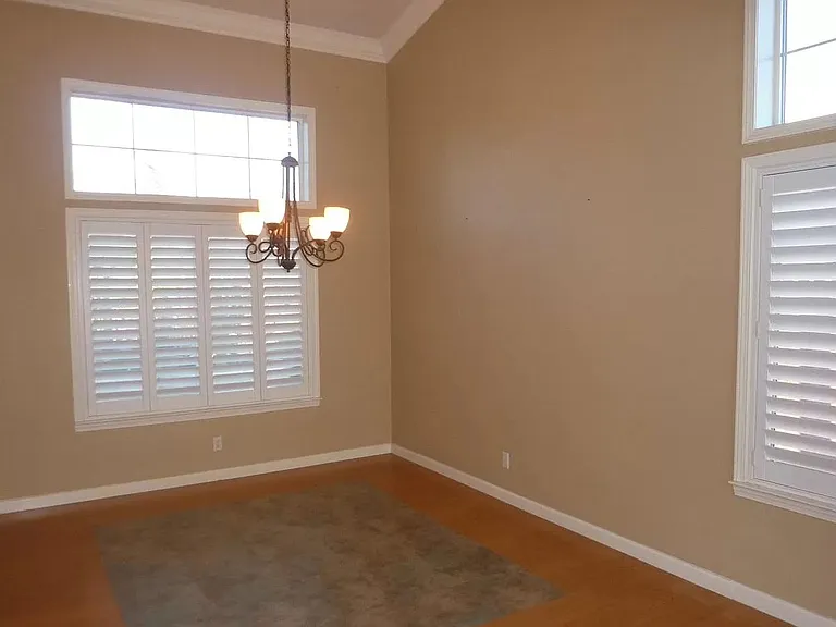 5460 Parkford Cir — Photo 6