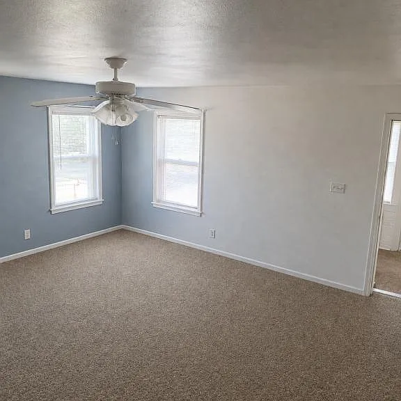 929 19th Ave — Photo 3