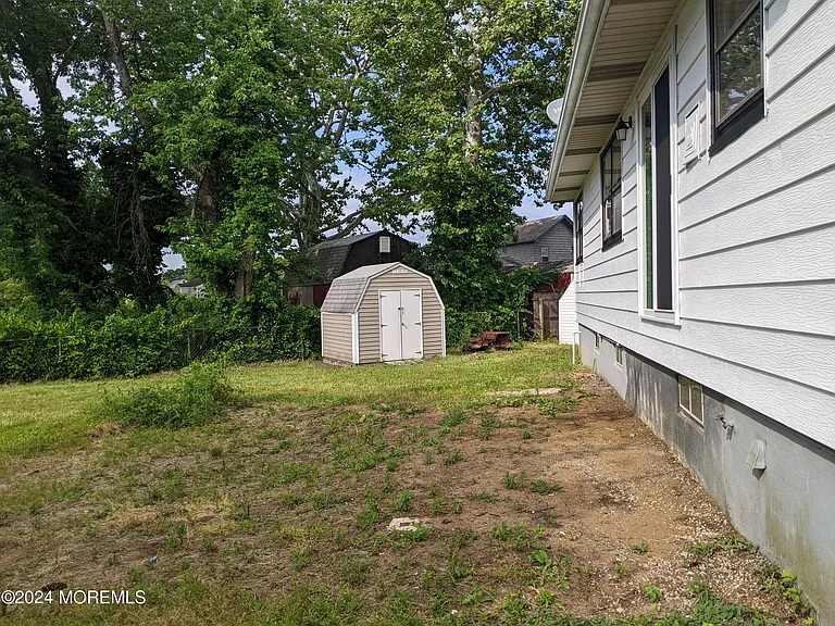 509 Stone Rd — Photo 13