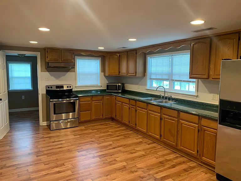 528 Haws Run Rd — Photo 6