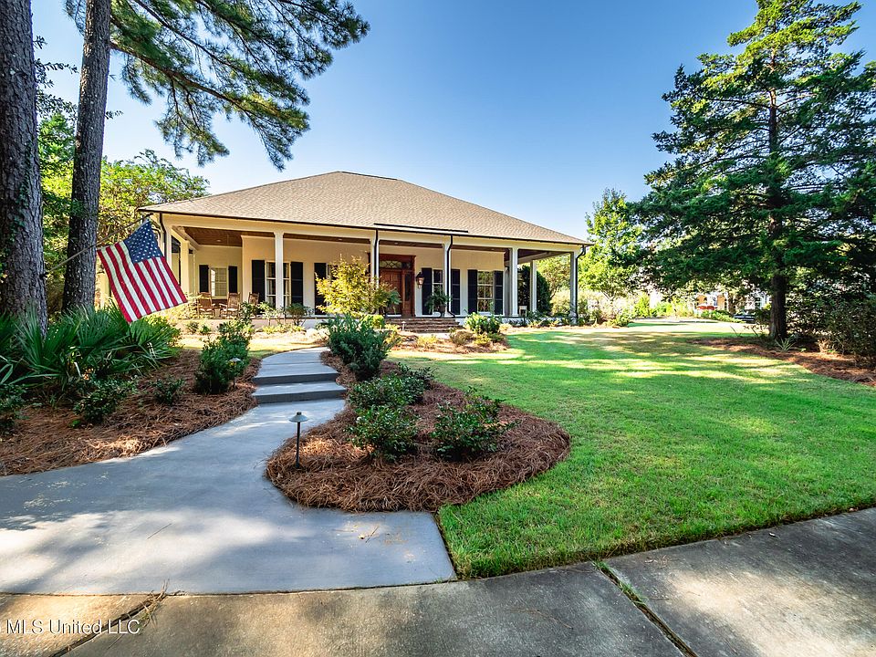 1st image of 125 Woodmont Way