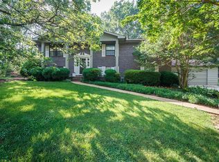 423 Shannon Dr, Hixson, TN 37343